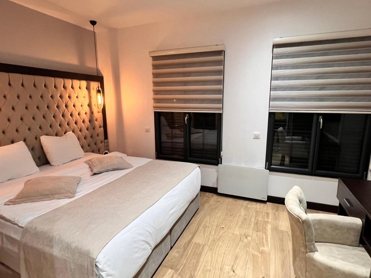 Paris Luxury - Cdg Aeroport 3*